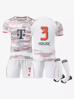 Maillot extérieur du club de football n°6 Kimmich n°9 Kane n°42 Musiala n°25 Müller 3 pièces 25/26