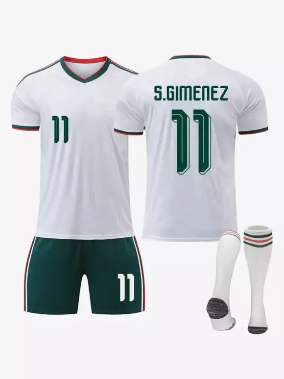 Maillot extérieur 3 pièces de l'équipe nationale de football du Mexique année 2026 pour adultes et enfants : Raul (n° 11) et Jimenez (n° 22).