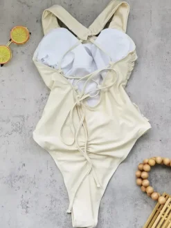 Maillots de bain une pièce pour femmes à fleurs blanches bretelles croisées sur le devant maillots de bain d'été pour la plage