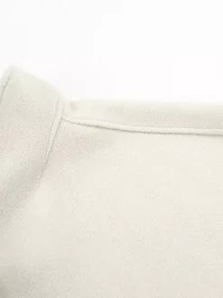 Manteau court femme à col montant - Veste crème coupe oversize - Tenues décontractées et minimalistes pour le printemps 2026