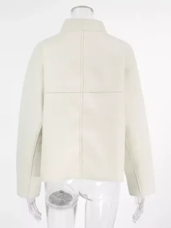 Manteau court femme à col montant - Veste crème coupe oversize - Tenues décontractées et minimalistes pour le printemps 2026