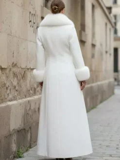 Manteau long blanc en laine avec col et poignets en fausse fourrure pour femme 2026