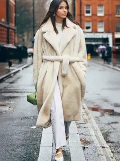 Manteau long en fourrure de renard avec revers crantés et ceinture Veste d'hiver écologique 2026