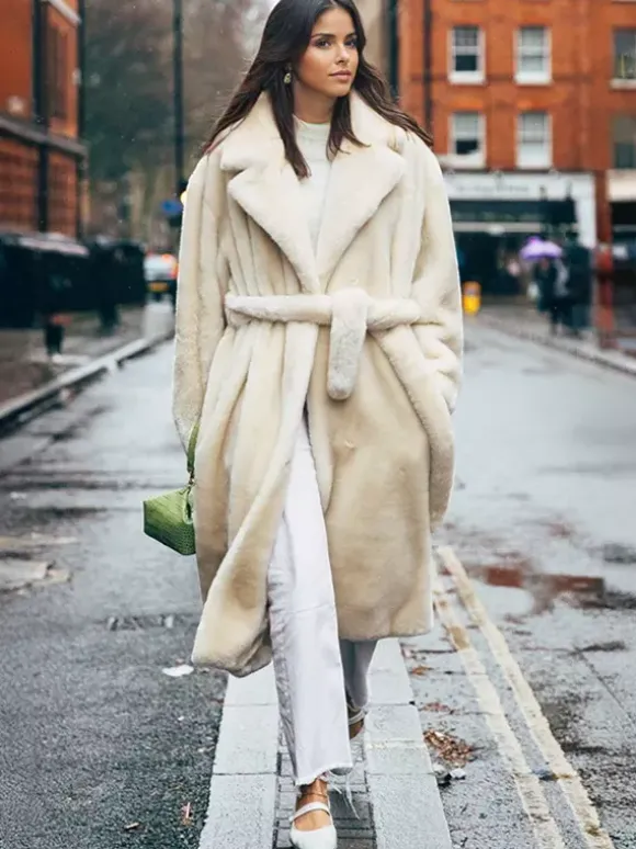 Manteau long en fourrure de renard avec revers crantés et ceinture Veste d'hiver écologique 2026