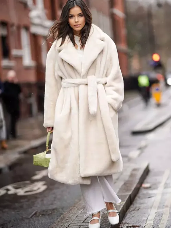 Manteau long en fourrure de renard avec revers crantés et ceinture Veste d'hiver écologique 2026