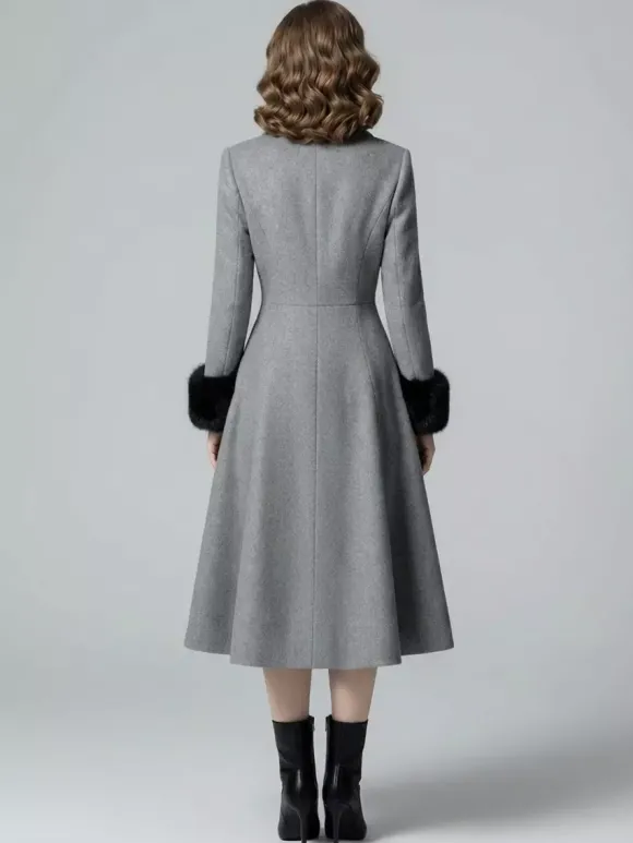 Manteau mi-long évasé croisé en laine mélangée avec poignets en fausse fourrure noire pour femme 2026