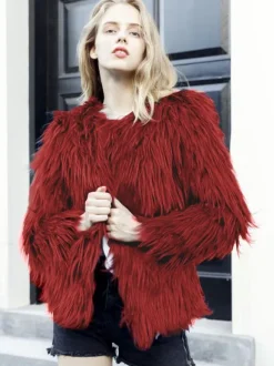 Manteau en fausse fourrure pour femme court et écologique collection hiver 2026