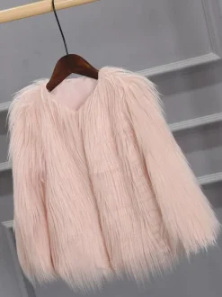 Manteau en fausse fourrure pour femme court et écologique collection hiver 2026