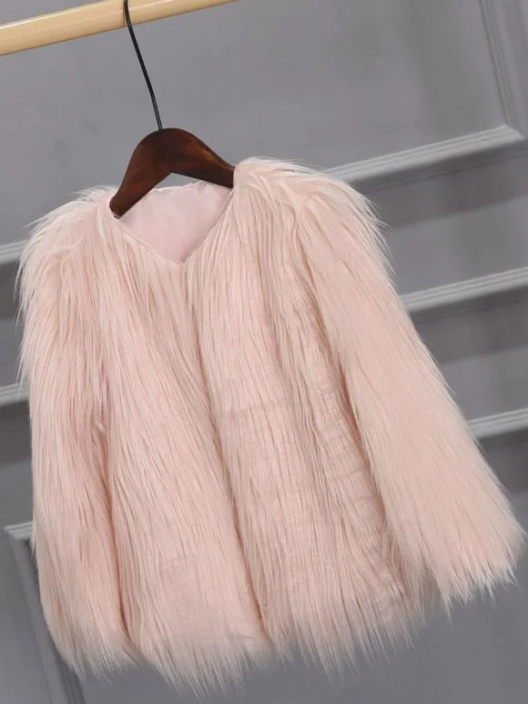 Manteau en fausse fourrure pour femme court et écologique collection hiver 2026