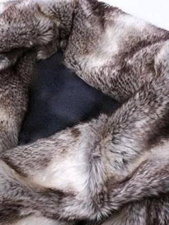 Manteau marron à deux tons avec col en duvet et manteau d'hiver en fausse fourrure