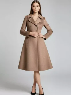 Manteau midi croisé en laine mélangée coupe trapèze évasée collection femme 2026