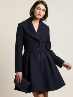 Manteau trapèze en laine mélangée avec col châle et boutons noirs pour femme 2026
