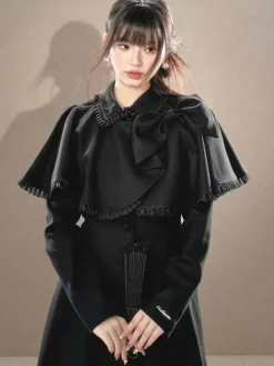 Manteaux Lolita de style ROCOCO ensemble noir n艙uds franges cape pardessus polyester vêtements d'extérieur Lolita d'automne