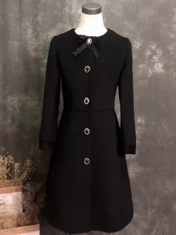 Manteaux gothiques Lolita n艙uds noirs manteau en polyester vêtements d'extérieur Lolita d'automne