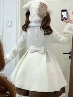 Manteaux Sweet Lolita n艙uds roses pompons manteau en polyester vêtements d'extérieur Lolita d'hiver
