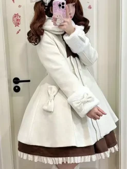 Manteaux Sweet Lolita n艙uds roses pompons manteau en polyester vêtements d'extérieur Lolita d'hiver