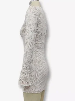 Mini robe en dentelle avec découpes à manches longues et col haut robe moulante sexy pour femme 2026