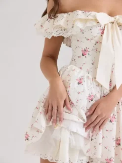 Mini-robe fleurie à épaules dénudées et n艙ud pour l'été 2026