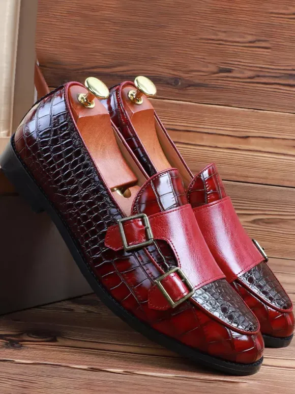 Mocassins à enfiler pour homme chaussures à talons bas en cuir texturées et décorées style Penny