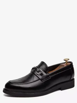 Mocassins à mors pour homme à enfiler bout pointu talons bas décoration métallique