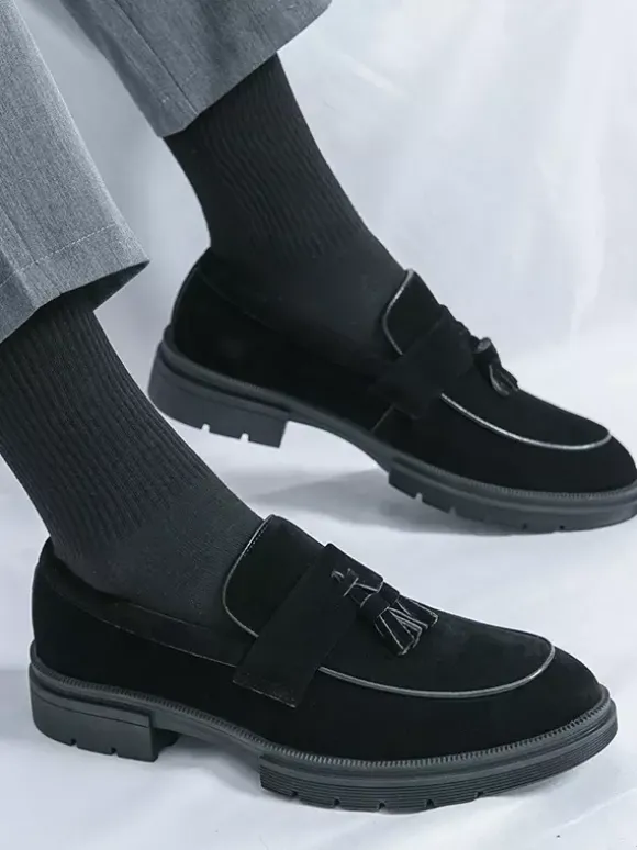 Mocassins à pampilles en daim pour hommes chaussures à enfiler bout rond antidérapantes résistantes à l'usure semelle épaisse