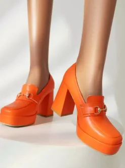 Mocassins à plateforme pour femmes avec détails métalliques et talons épais