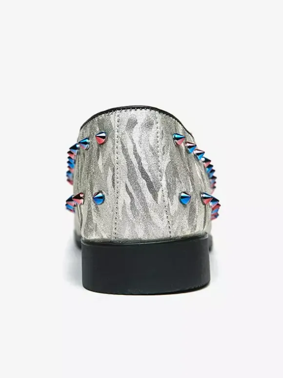 Mocassins à rivets pour hommes à enfiler à bout pointu en cuir végétalien clous décoratifs antidérapants à talon carré décontractés