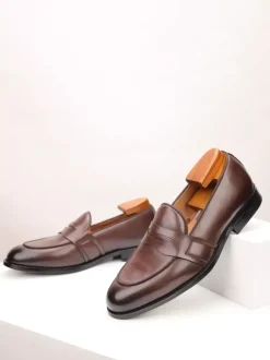 Mocassins Penny marron pour hommes bout rond chaussures habillées à enfiler