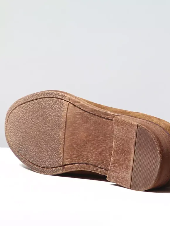 Mocassins bateau en daim pour hommes bout rond chaussures décontractées à enfiler avec pompons