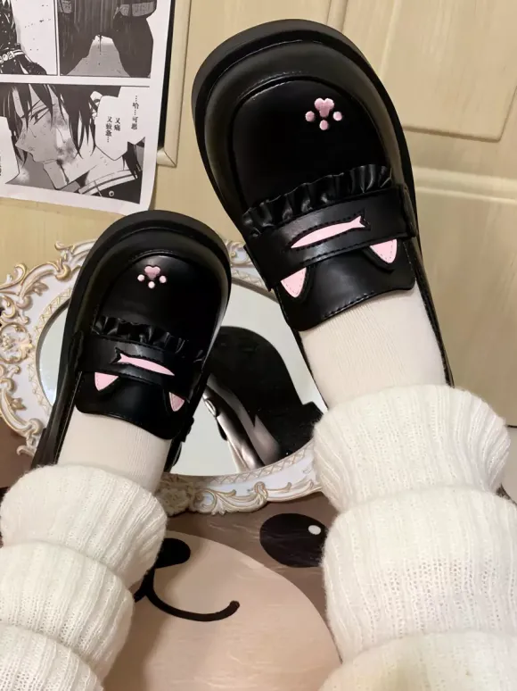Mocassins Lolita doux style chat bout rond cuir PU noir talon épais chaussures Lolita ravissantes