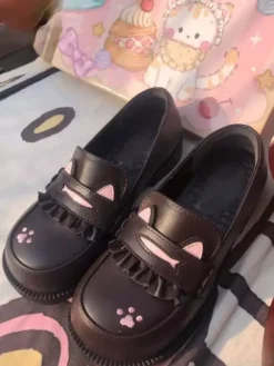 Mocassins Lolita doux style chat bout rond cuir PU noir talon épais chaussures Lolita ravissantes