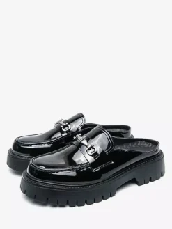 Mocassins mules noirs pour hommes bout rond détails métalliques chaussures à enfiler