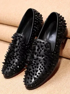Mocassins à rivets pour hommes bout pointu en cuir de vache à enfiler pour bal de promo ou mariage