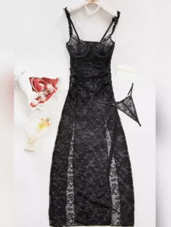 Nuisette longue noire sexy gainante dos nu découpée en polyester lingerie
