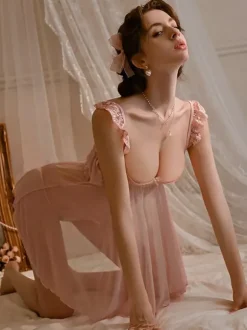 Nuisettes en dentelle sexy chemises de nuit blanches à col halter et résille