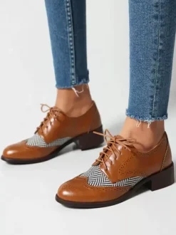 Oxfords en cuir PU à bout rond et talon chiot pour femmes chaussures vintage à lacet