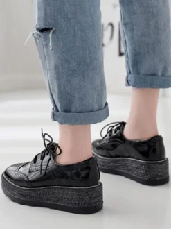Oxfords noirs femmes bout carré en cuir Synthétique à lacets chaussures décontractées à plateforme
