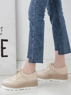 Oxfords noirs femmes bout carré en cuir Synthétique à lacets chaussures décontractées à plateforme