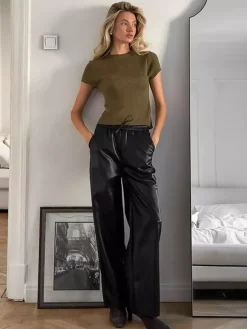 Pantalon large en similicuir à taille élastique et cordon de serrage