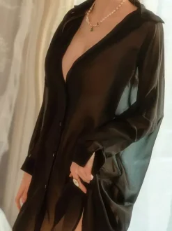 Peignoirs de lingerie de mariée nuisettes blanches transparentes et sexy à boutons superposés chemise de nuit en lingerie