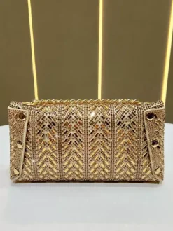 Pochette enveloppe à strass chevron bandoulière chaîne amovible sac à main scintillant pour soirée mariage ou fête.