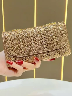 Pochette enveloppe à strass chevron bandoulière chaîne amovible sac à main scintillant pour soirée mariage ou fête.