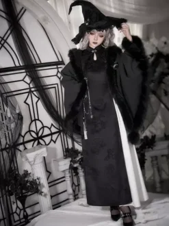Poncho gothique Lolita en polyester blanc avec pompons pour l'automne