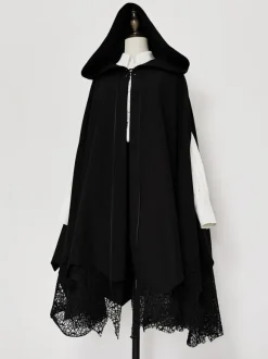 Poncho gothique Lolita en polyester noir Poncho d'hiver Lolita Cape Outwears