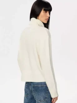 Pull en tricot uni à col bénitier pour femme (2026)