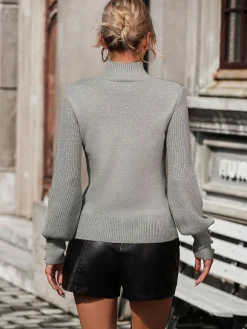 Pulls Femmes Boutons Noirs Col Haut Manches Longues En Polyester
