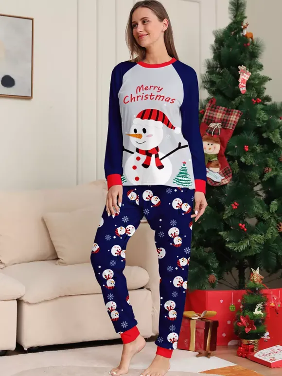Pyjamas de Noël bleu marine à motif bonhomme de neige et bordure rouge collection 2026