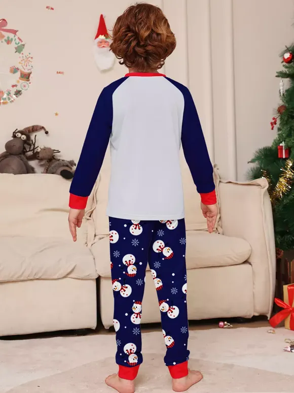 Pyjamas de Noël bleu marine à motif bonhomme de neige et bordure rouge collection 2026