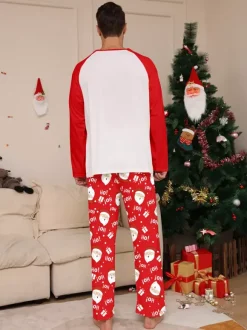 Pyjamas de Noël familiaux rouge et blanc à manches raglan et imprimé Père Noël 2026