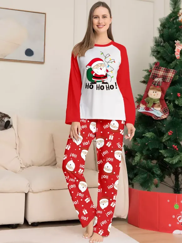 Pyjamas de Noël familiaux rouge et blanc à manches raglan et imprimé Père Noël 2026